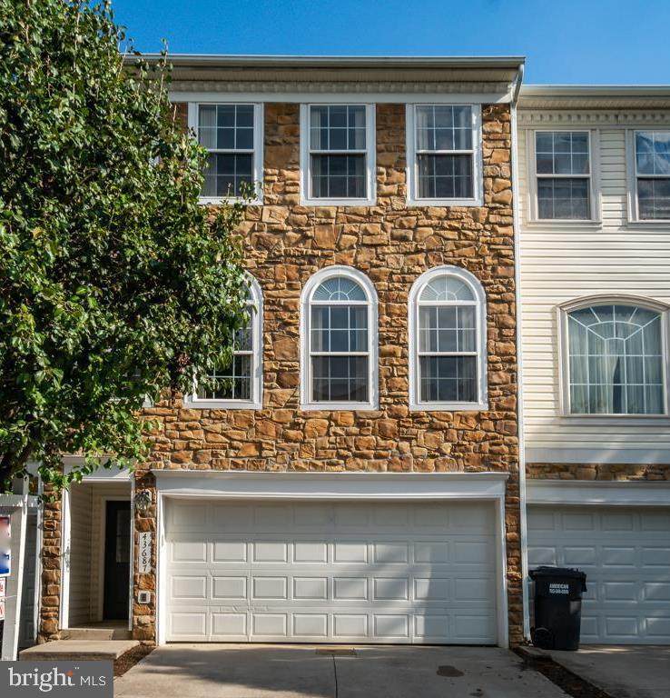 43687 Phelps Terrace - Photo 1