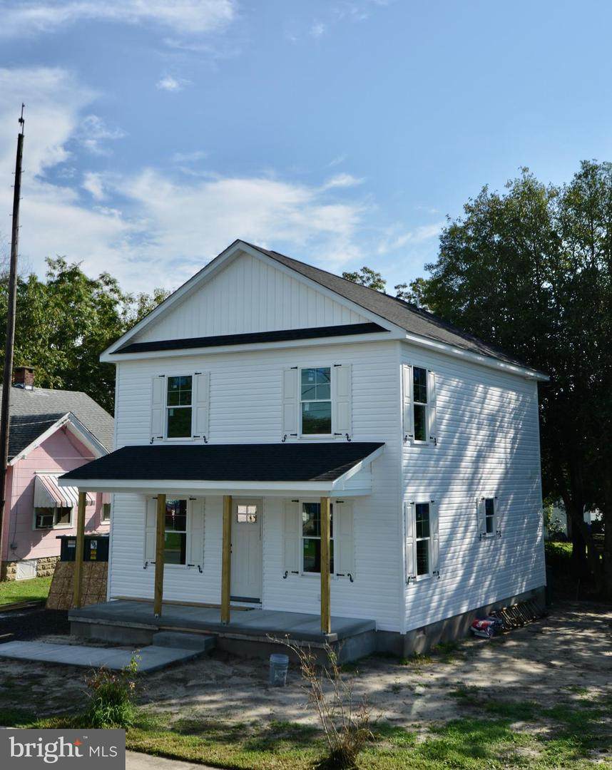 202 Harrington Avenue - Photo 1