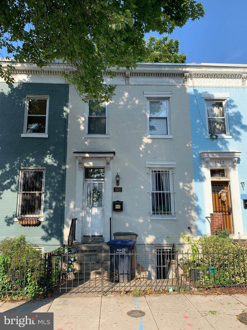 1610 4TH Street - Photo 1