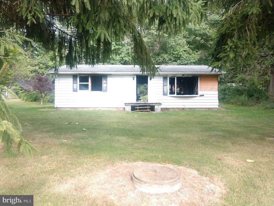 4662 Old Forge Road - Photo 1