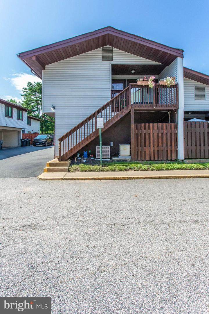 2540 Fox Ridge Court - Photo 1