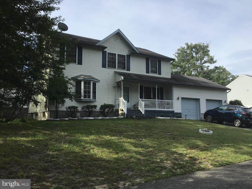 126 Hanover Boulevard - Photo 1