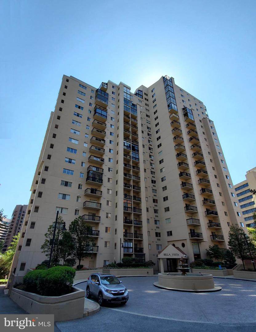 1211 Eads Street - Photo 1
