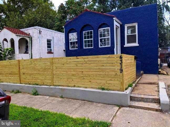 4319 Monroe Street - Photo 1