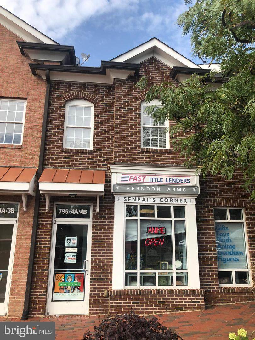 795 Center Street - Photo 1