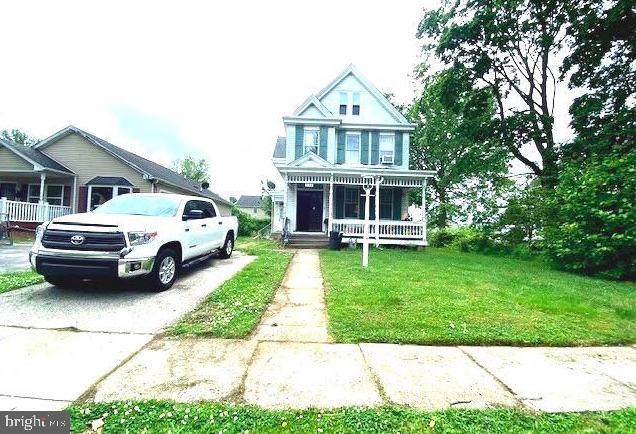 444 Folcroft Avenue - Photo 1