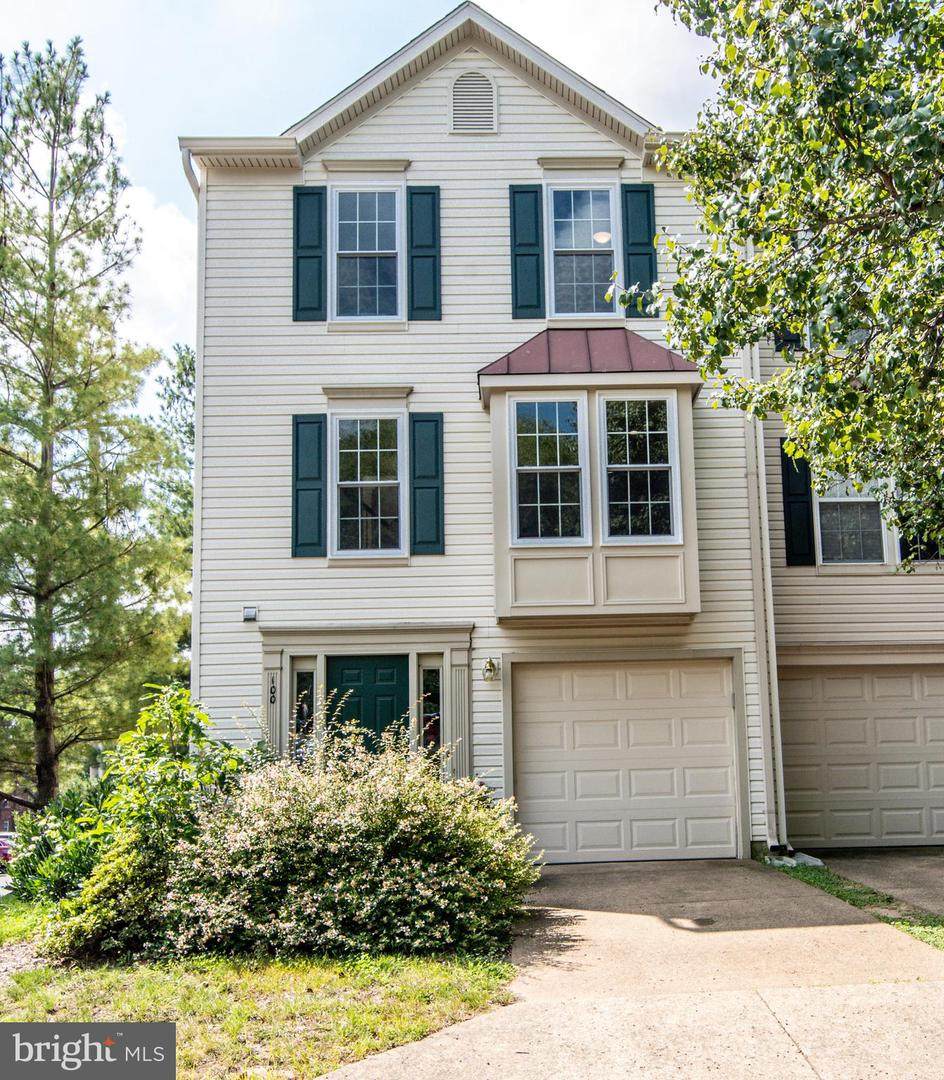 100 Ingle Place - Photo 1