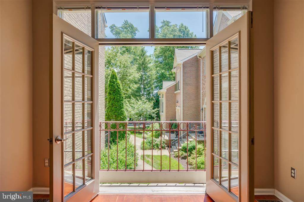 2259 Kings Garden Way - Photo 1
