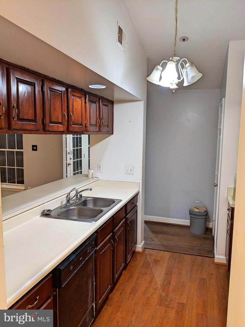 901 Cedar Crest Court - Photo 1