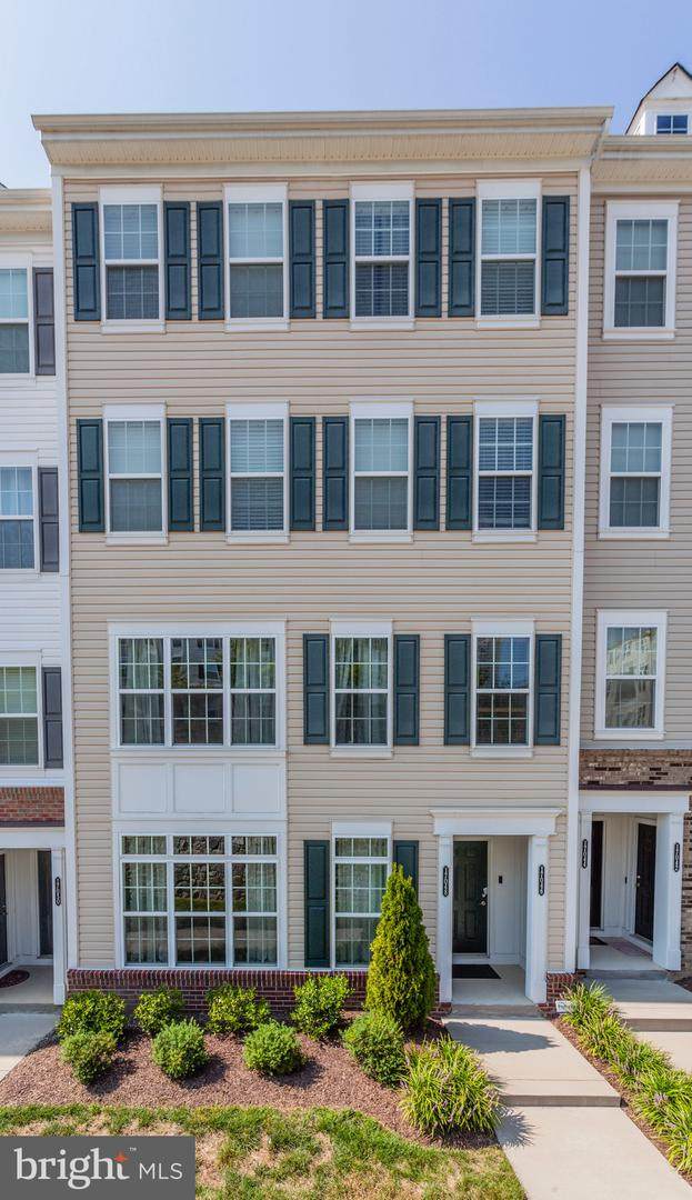 17048 Beveridge Drive - Photo 1