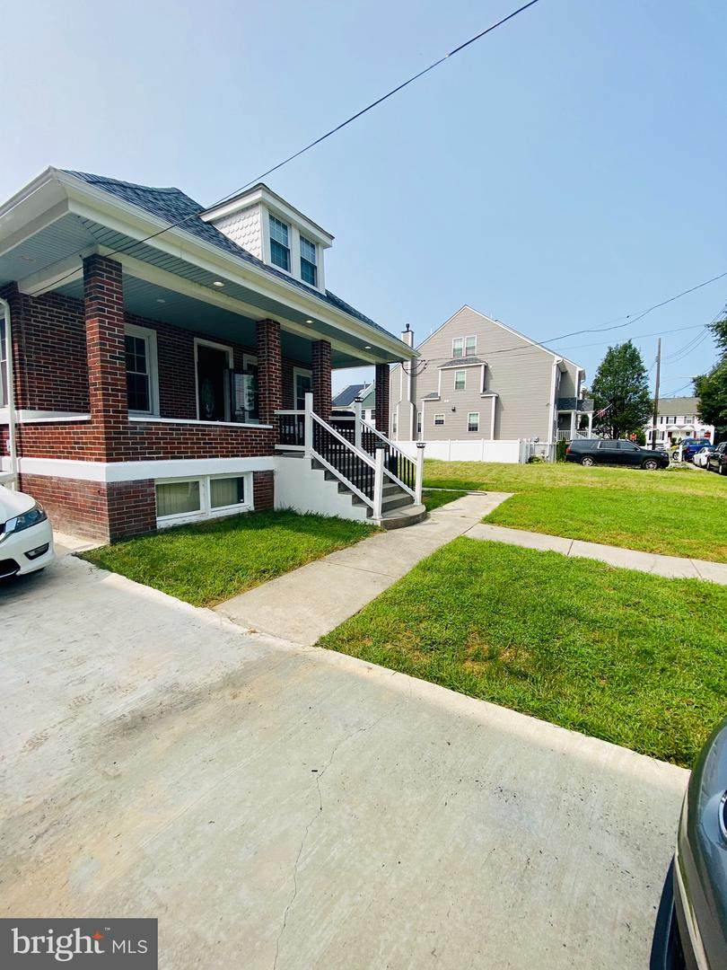 4414 Wingate Street - Photo 1