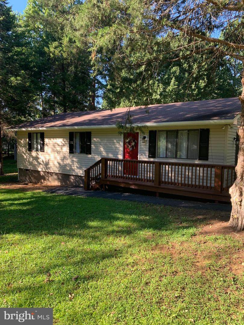 626 Harrison Circle - Photo 1