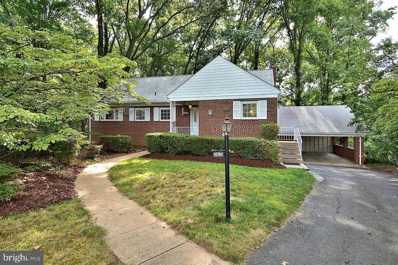 3147 Creswell Drive - Photo 1