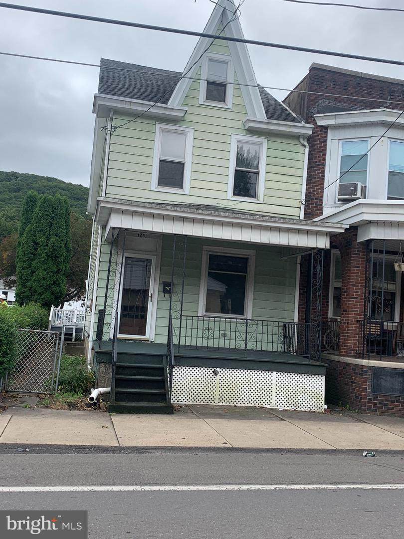 128 Centre Street - Photo 1