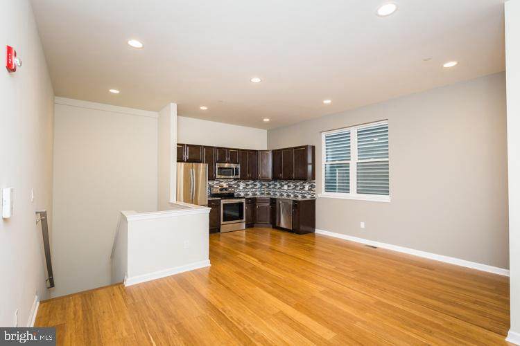 2422-24 Frankford Avenue - Photo 1