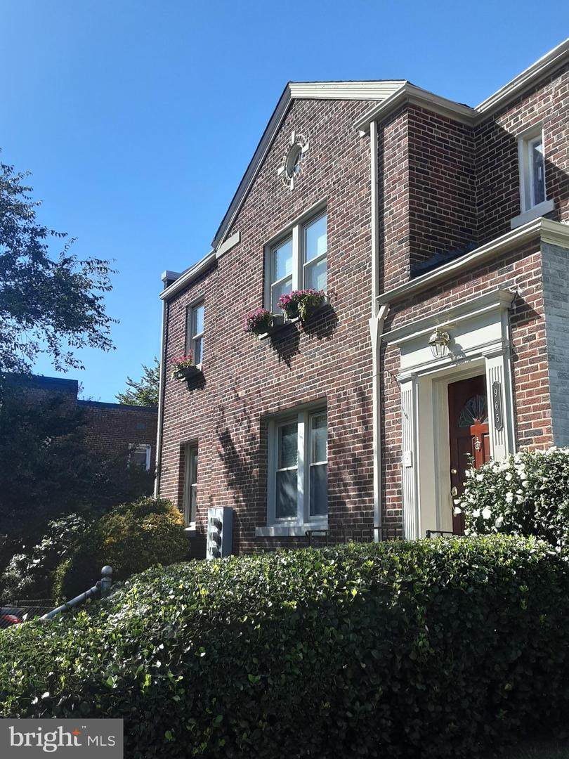 965 Randolph Street - Photo 1