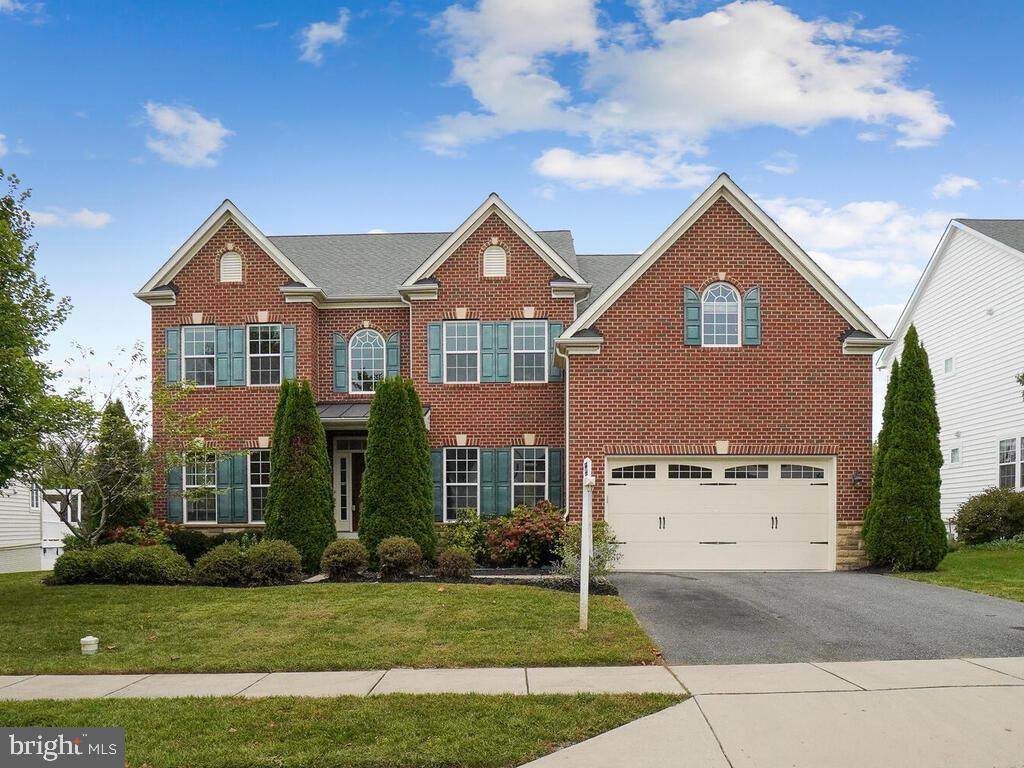 9832 Notting Hill Drive - Photo 1