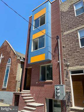 1922 6TH Street - Photo 1