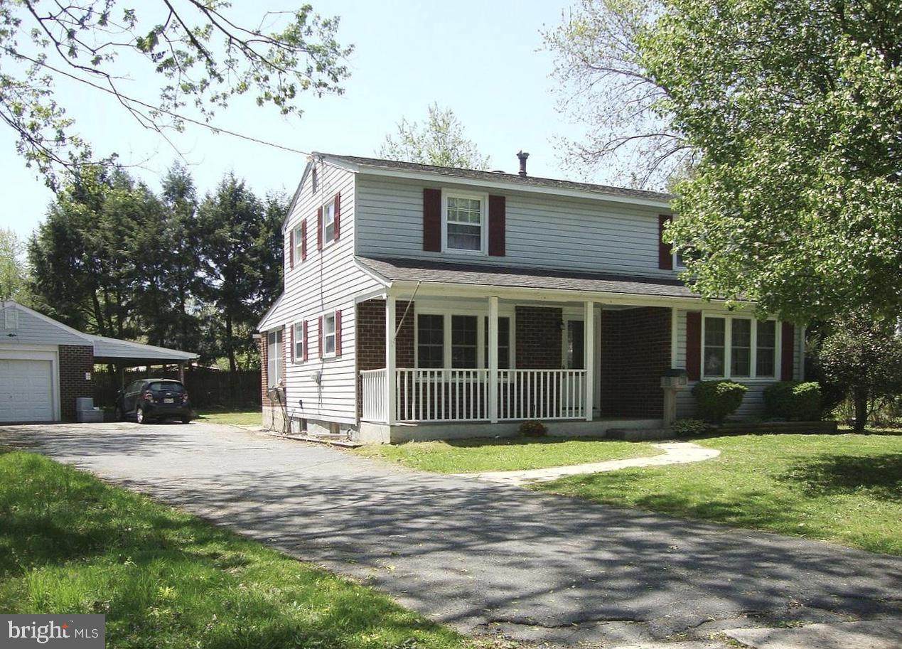122 Meeks Drive - Photo 1