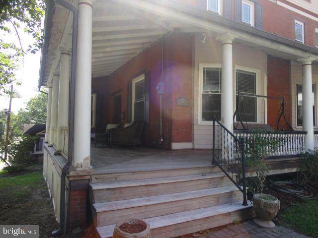 84 Maple Street - Photo 1