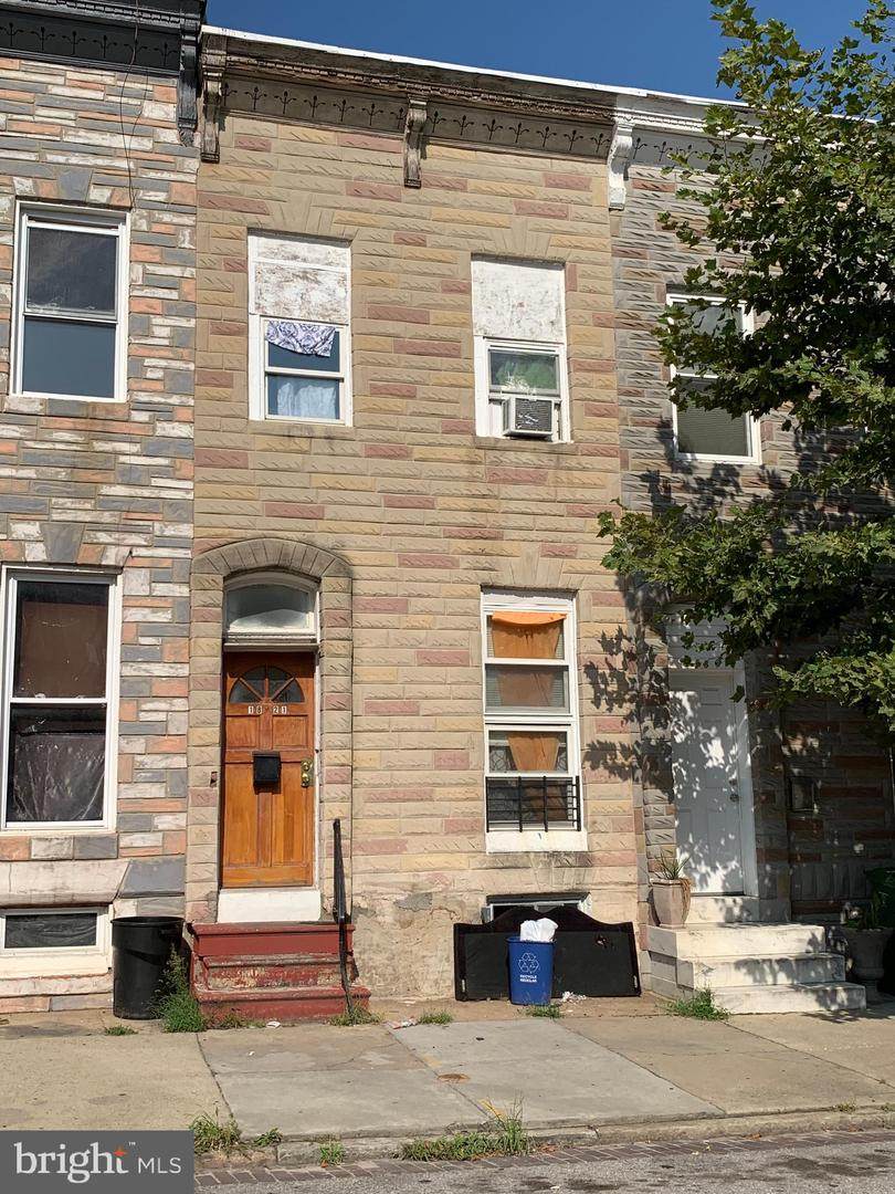 1821 Division Street - Photo 1