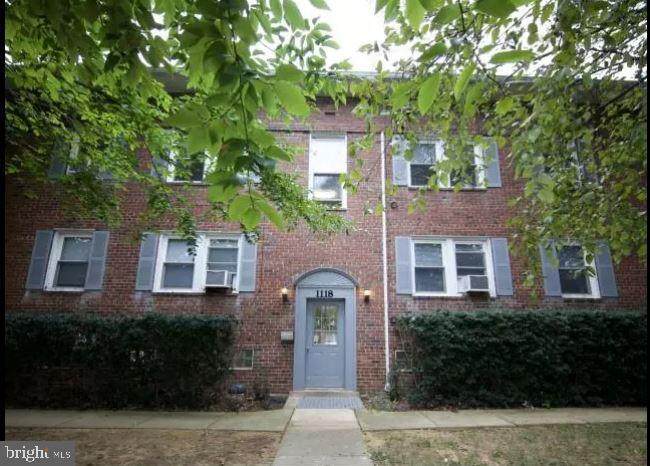 1118 Kenilworth Street - Photo 1
