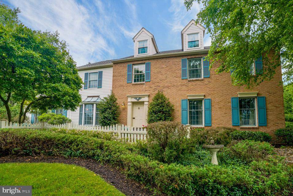 1524 Friends Lane - Photo 1