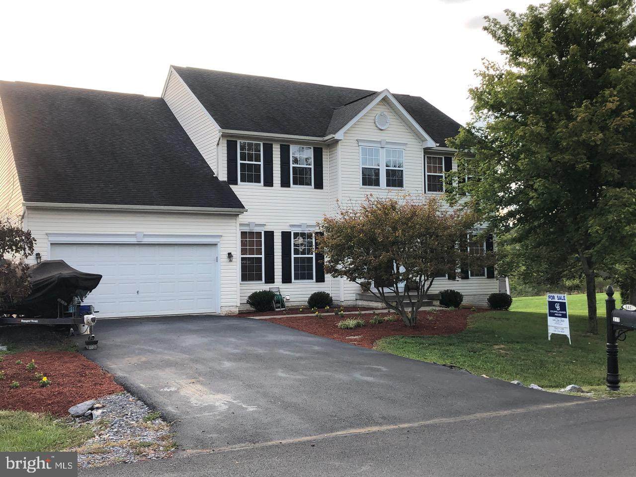 317 Stratus - Photo 1