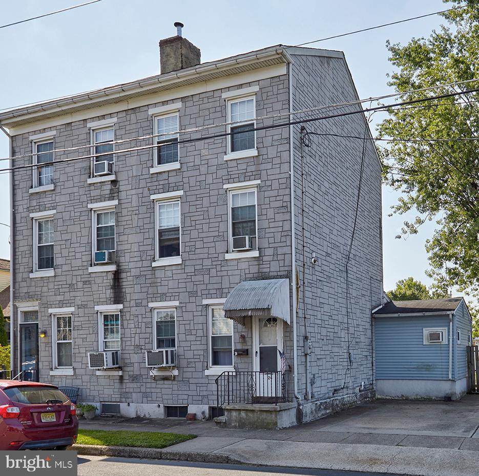 24 4TH Street - Photo 1
