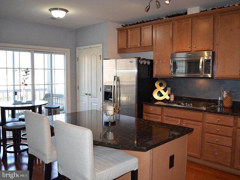2253 Kew Gardens Drive - Photo 1
