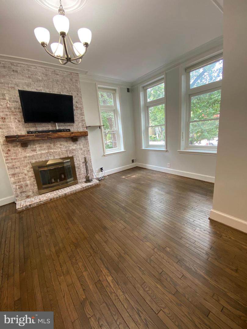 1821 16TH Street - Photo 1