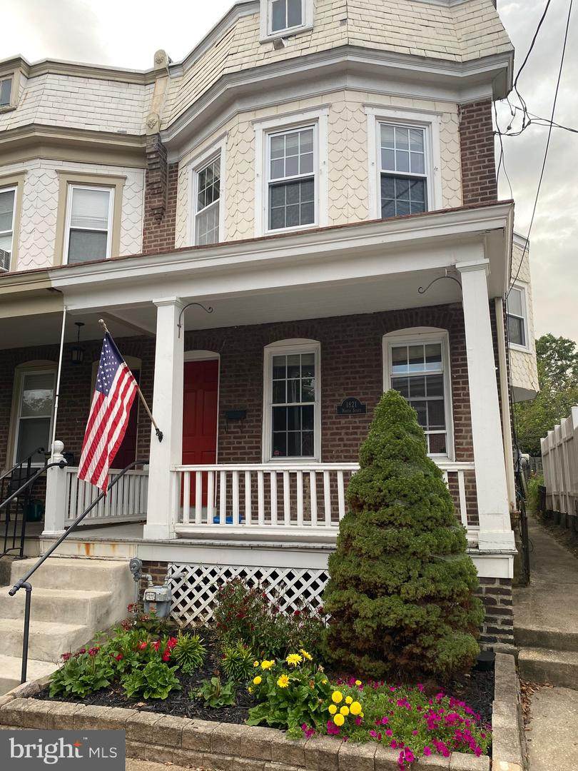 1821 Scott Street - Photo 1