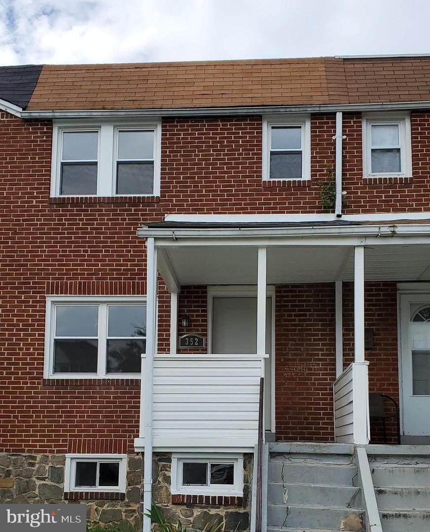 352 Magnolia Terrace - Photo 1