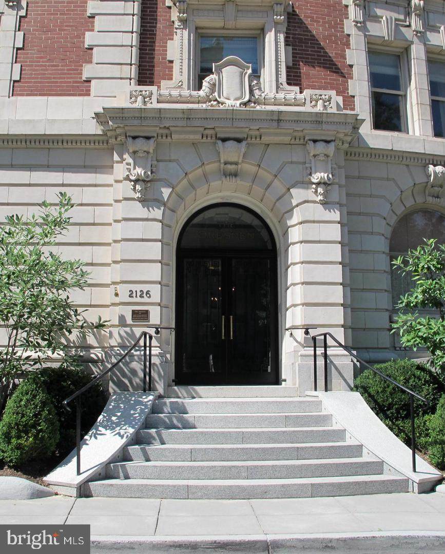 2126 Connecticut Avenue - Photo 1