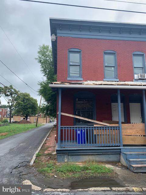 1422 Hunter Street - Photo 1