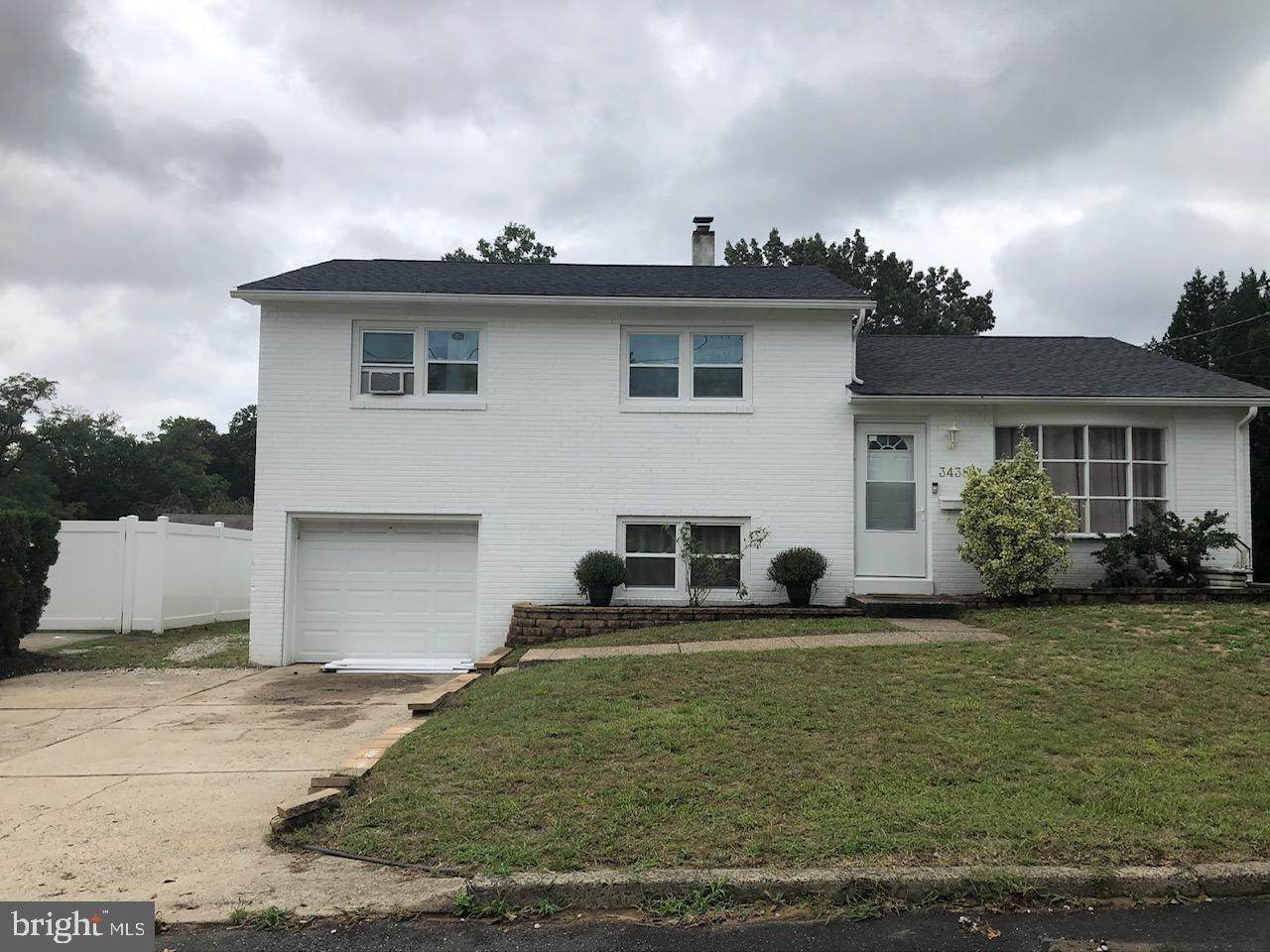 3438 Howard Avenue - Photo 1