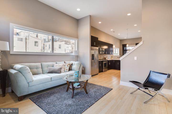 919 5TH Street - Photo 1