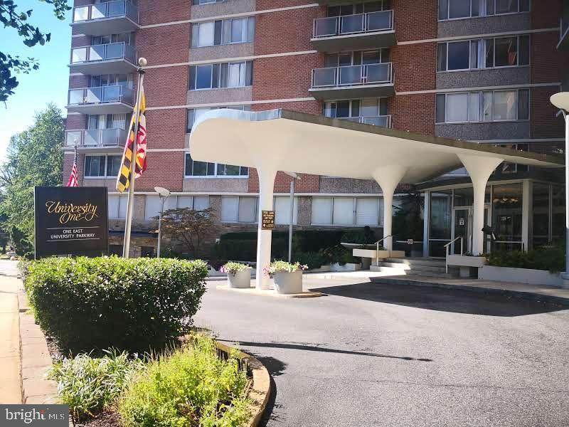 1 E University Parkway - Photo 1
