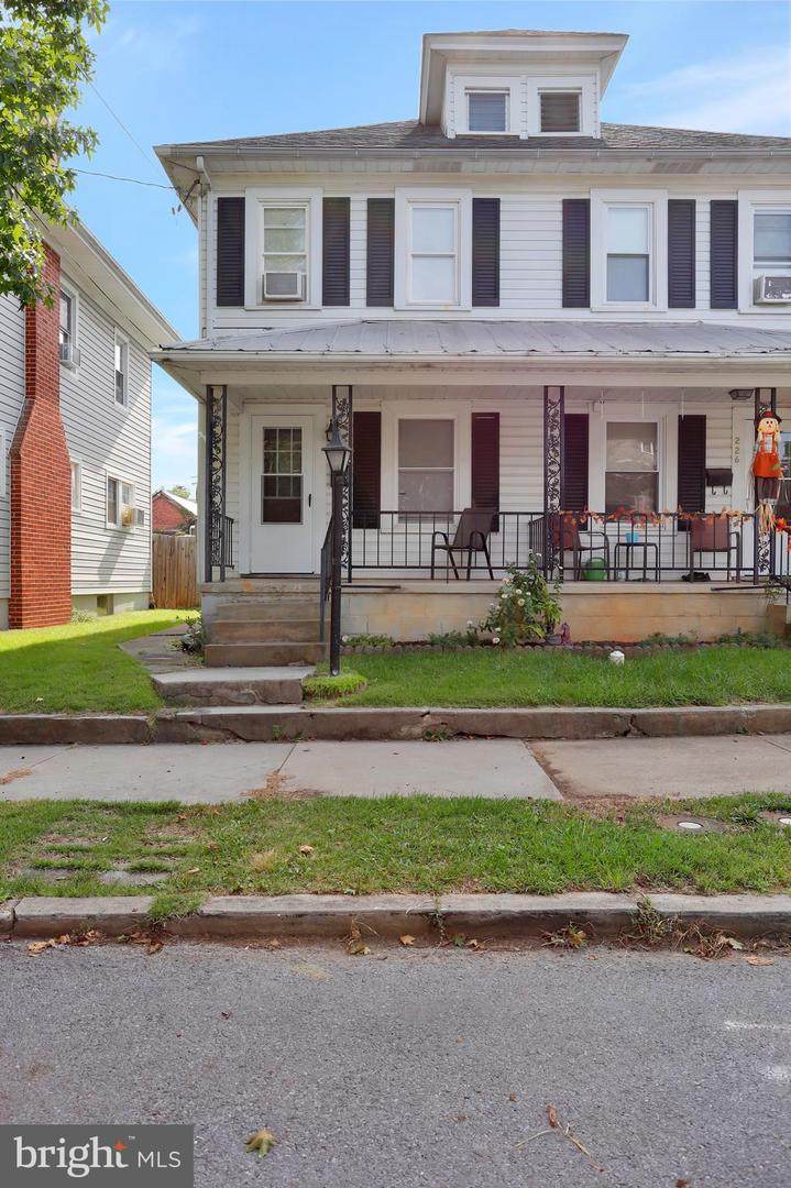 224 Illinois Avenue - Photo 1