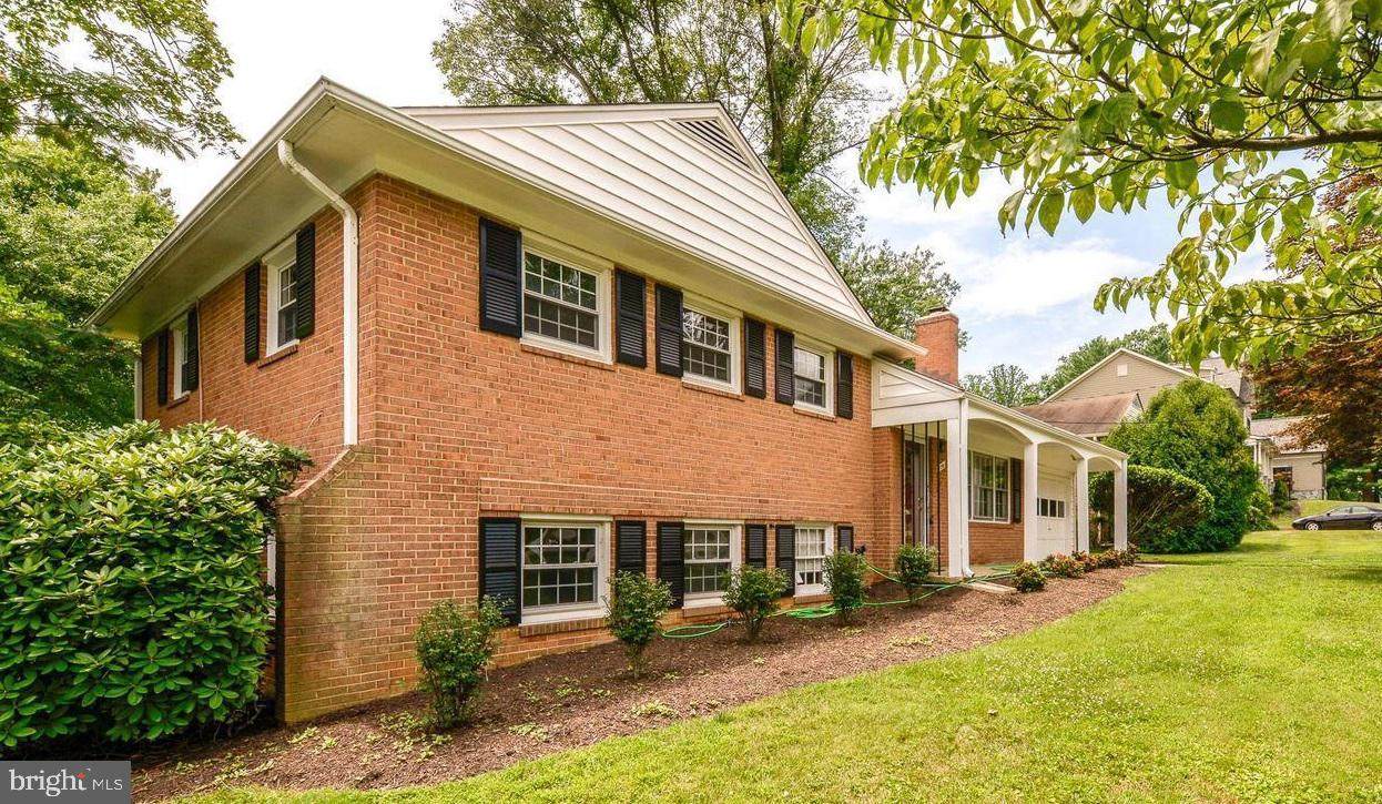 7103 Elizabeth Drive - Photo 1