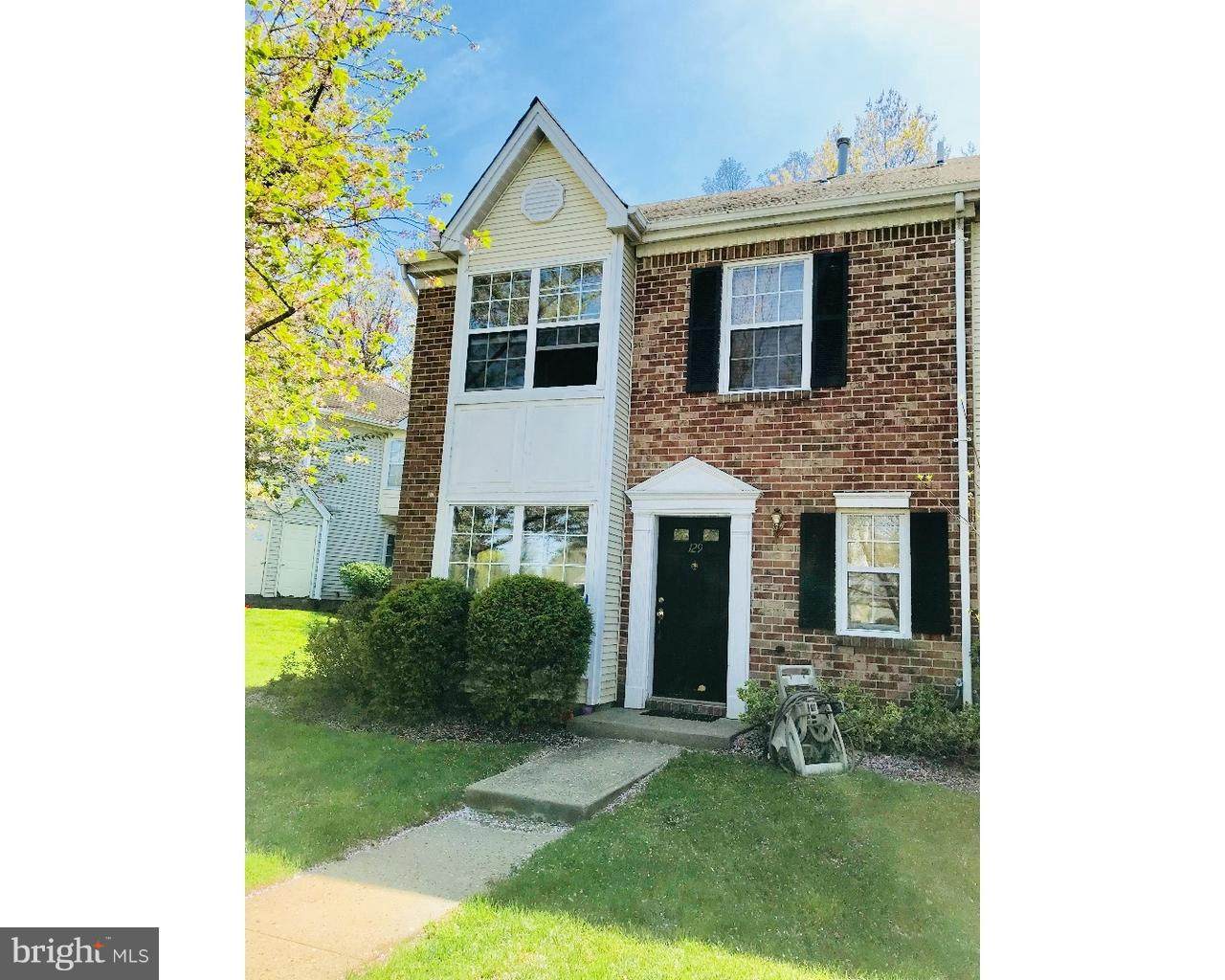 129 Lindsey Court - Photo 1
