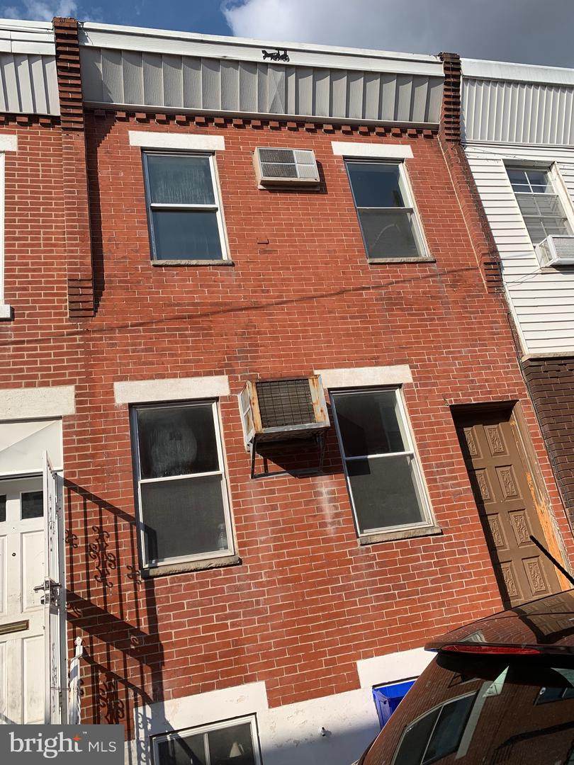 939 Daly Street - Photo 1
