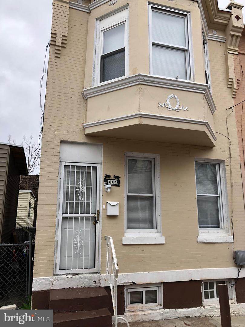 808 Schiller Street - Photo 1