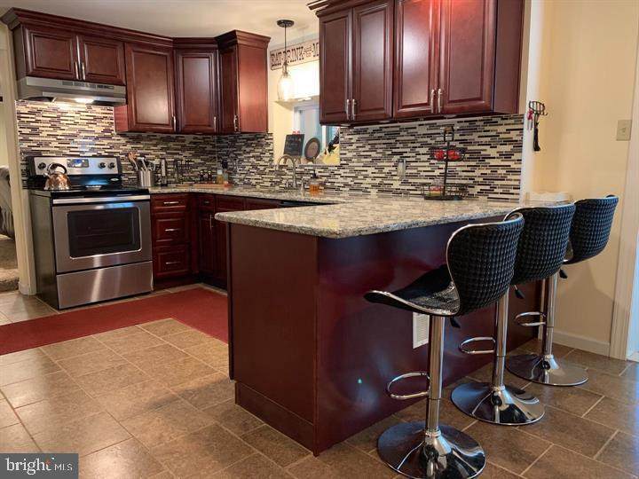 70 Manor Circle - Photo 1