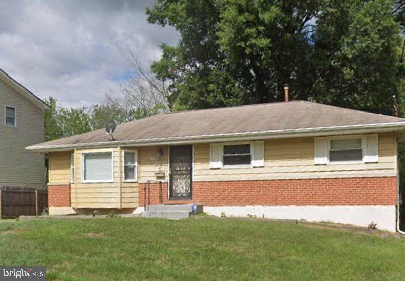 5615 Helmont Place - Photo 1