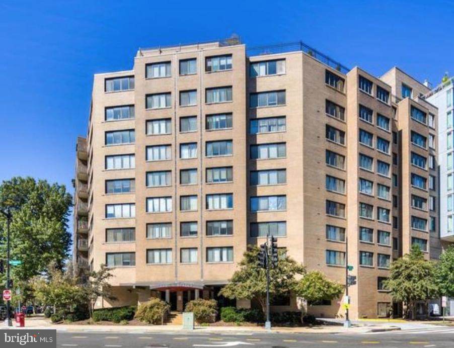 2201 L Street - Photo 1