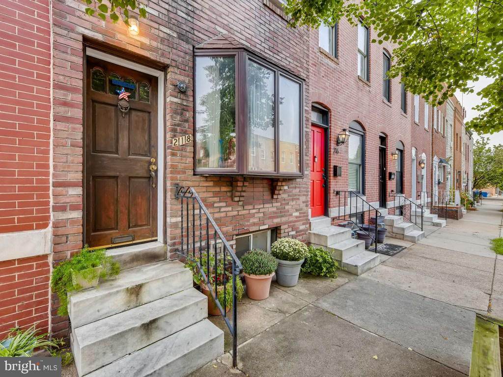 218 Clinton Street - Photo 1
