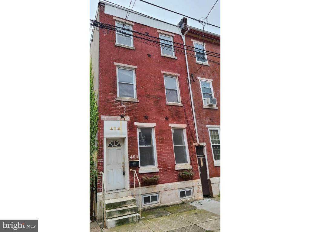 404 Dickinson Street - Photo 1