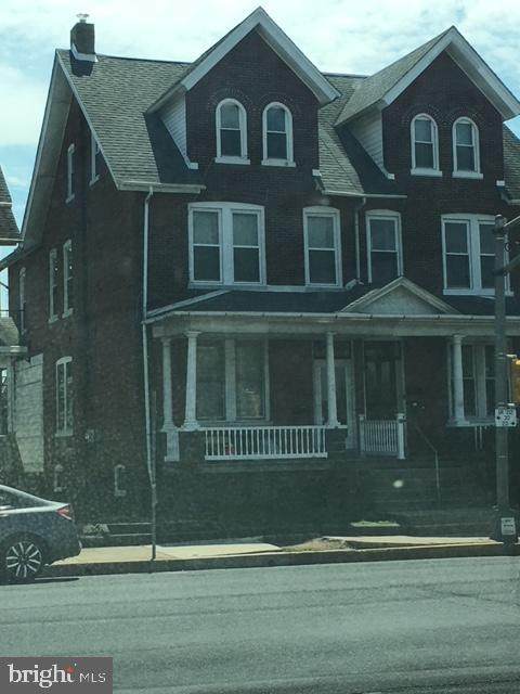 340 Broad Street - Photo 1