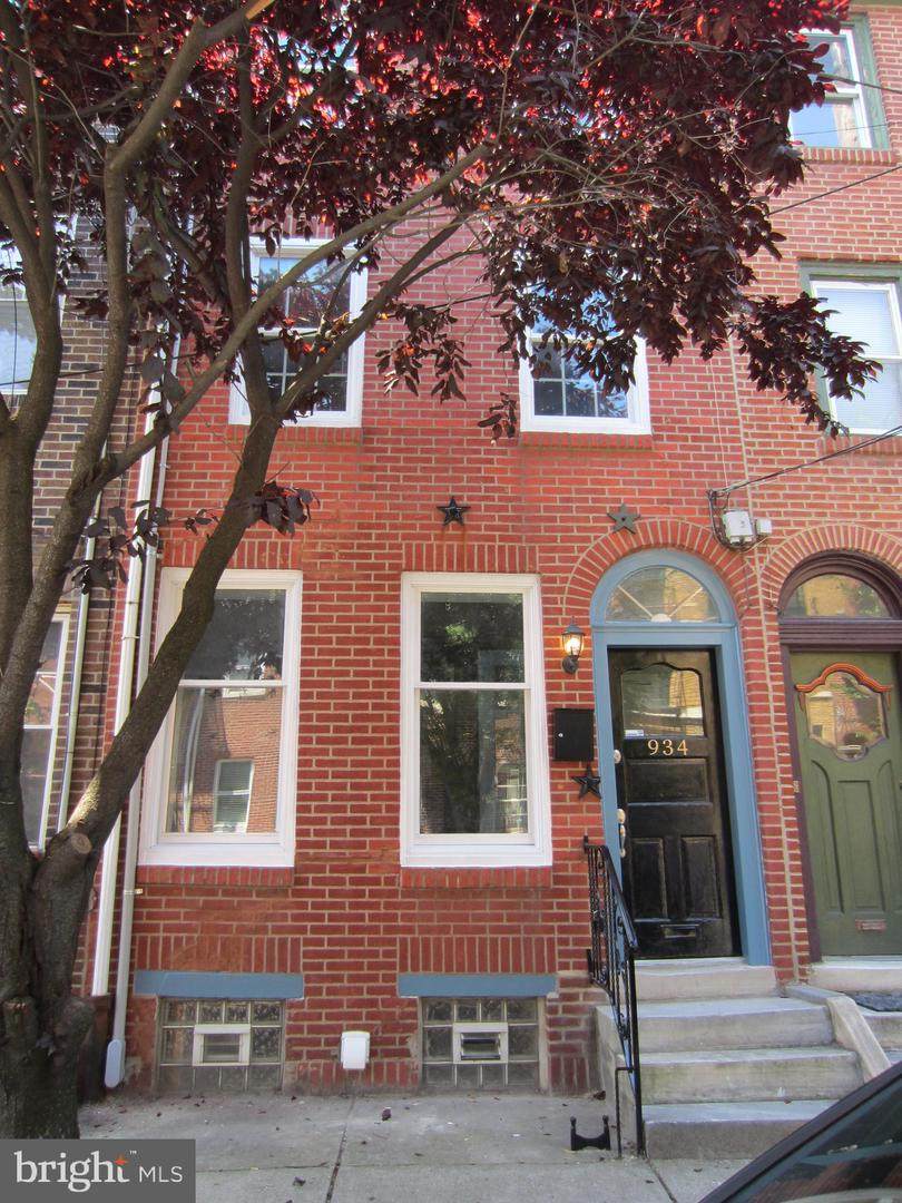 934 2ND Street - Photo 1